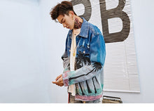 Load image into Gallery viewer, Vintage Denim beach Palm Trees Distressed Jacket