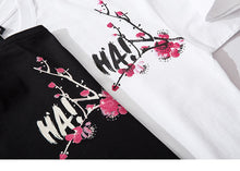 Load image into Gallery viewer, THRWDAY Spreading Flora T-Shirt