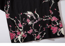 Load image into Gallery viewer, THRWDAY Spreading Flora T-Shirt